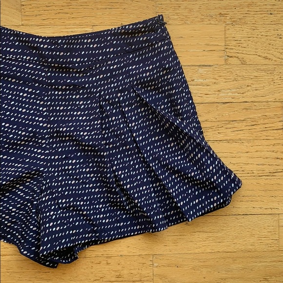Olive & Oak // Striped pleated shorts - Picture 2 of 6